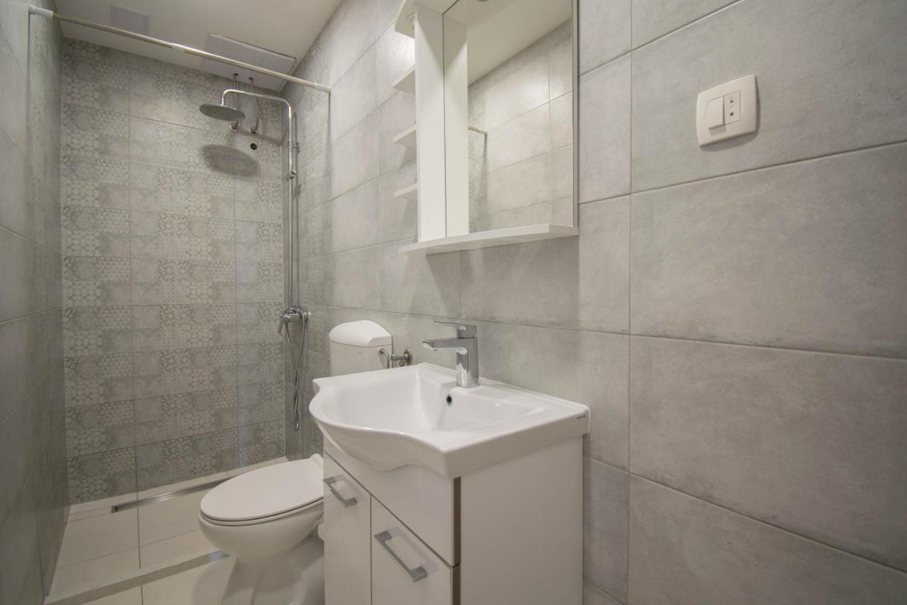 Apartments Manuela - Baška Voda Eksteriør billede